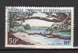 NOUVELLE CALEDONIE     Oblitéré     Y. Et T.  PA N° 75       Cote: 2,75 Euros - Used Stamps