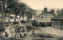 POST CARD SCOTLAND DOGHEAD WELL MUTHILL - Perthshire