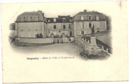 89  SEIGNELAY        HOTEL  DE  VILLE  ET  LA  GENDARMERIE - Seignelay