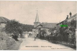 Carte Postale Ancienne De BROUVELIEURES – ENTREE DU VILLAGE - Brouvelieures