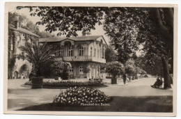 Luxembourg-- MONDORF-LES-BAINS - Partie Du Parc  (animée) Cpsm 14 X 9 N° 9  éd  W.Capus - Bad Mondorf