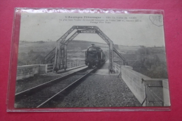 Cp   Fades Le Viaduc  Train - Structures