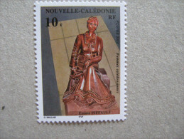NOUVELLE CALEDONIE     P 873 * *    FEMMES CALEDONENNES - Unused Stamps
