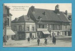 CPA 506 - La Place De La Halle (vieille Maison Du XIème Siècle) TILLIERES SUR AVRE 27 - Tillières-sur-Avre