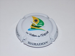 1 CAPSULE DE CHAMPAGNE  - JANISON BARADON "les Voiles De L´espoir" - Collections