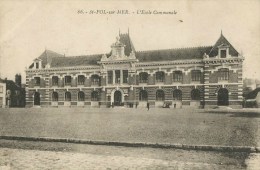 SAINT-POL Sur MER (Nord)   (59.Nord) L'Ecole Communale - Saint Pol Sur Mer