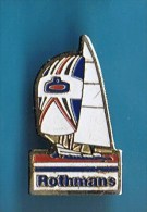 PIN´S //  ** VOILIER ** ROTHMANS ** CIGARETTES ** - Sailing, Yachting