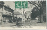 15 - JUSSAC - La Fontaine - Hôtel Laroussinie - TBE - Jussac