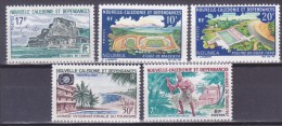 Colonies Francaises Nouvelle Calédonie N° 336/340 Site Complexes Sportifs Tourisme Journée Du Timbre 1967 Neuf ** - Ungebraucht