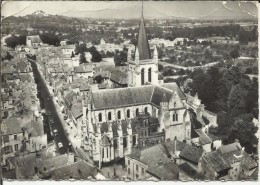 63 . AIGUEPERSE  EGLISE NOTRE DAME ( Pli Haut Carte ) - Aigueperse