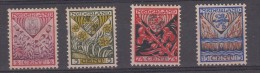 Nederland 1927 Nvph Nr 208 - 211 , Mi Nr  201 - 204 , Kinderzegels Met Plakker - Unused Stamps