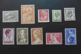 Grèce :10 Timbres Neufs  Sans Charnière - Collections