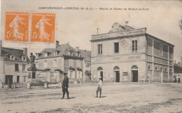 CPA CHATEAUNEUF SUR SARTHE (Maine Et Loire) - Mairie Et Statue Robert Le Fort - Chateauneuf Sur Sarthe