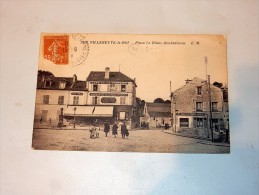 Carte Postale Ancienne : VILLENEUVE LE ROI : Place Le Blanc Barbedienne, Café De La Fontaine - Villeneuve Le Roi