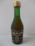 - Ancienne Mignonnette COGNAC CAMUS NAPOLEON - - Miniatures