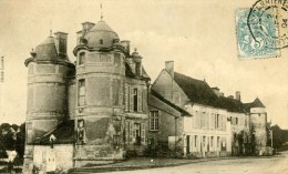 11. - COURSON. - Le Château - Courson-les-Carrières