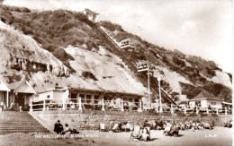 REAL PHOTOGRAPHIC POSTCARD - THE WESTCLIFF LIFT - BOURNEMOUTH - HANTS - 1961 - Bournemouth (avant 1972)