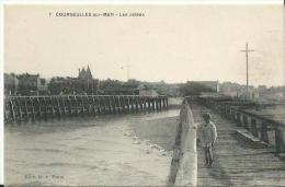 Courseulles Sur Mer - Les Jetées - Courseulles-sur-Mer