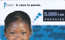 Gabon, Celtel, 5.000F CFA, Girl, Animals, Exp. 11/2002. - Gabun