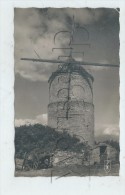 Saint-Pierre-le-Moutier (58) : Le Moulin à Vent Abandonné En Ruine En 1950 PF. - Saint Pierre Le Moutier