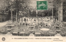 95 - VILLIERS LE BEL - Intérieur De La Pension Guerbigny - La Pelouse - Villiers Le Bel