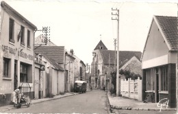 78 - PORCHEVILLE - La Grande Rue - Café Tabac  - Timbrée  TTBE - Porcheville