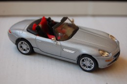 31-114. Coche BMW Z 8 - Solido