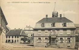 - Depts Divers - Ref- EE623- Territoire De Belfort - Rougemont Le Chateau - La Place Et L Hotel Du Raisin - - Rougemont-le-Château