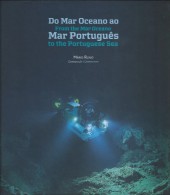 Book With Stamps 'Sea Ocean To The Portuguese Sea'. Author Mario Ruivo. Book Without The 4 Stamps And Block - Livre De L'année
