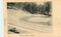 30 BAGNOLS SUR CEZE  Les  ARENES  (par Erreur) - Bagnols-sur-Cèze