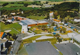 VIC-le-COMTE : Centre De Loisirs  MARCEL CHAPELLE : Camping- Piscine - Tennis - Vic Le Comte