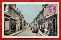 CPA 58 SAINT AMAND EN PUISAYE Grande Rue Animation Voiture Années 1920/30 Magasins Colorisée - Saint-Amand-en-Puisaye