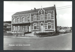 CPA - PRESLES - Les écoles Communales - CPSM   // - Aiseau-Presles