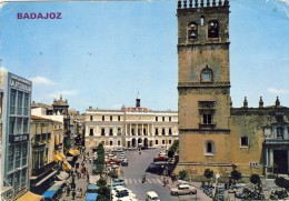 BADAJOZ, Plaza De España Y Catedral,  2 Scans - Badajoz