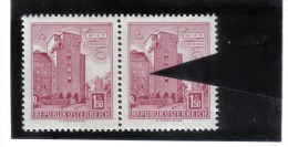 PLF160 ÖSTERREICH 1958 Michl  1047  PLATTENFEHLER " PUTZ Bröckelt " Im PAAR Mi Normaler MARKE Siehe ABBILDUNG - Abarten & Kuriositäten