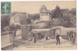 REUGNY. - Route Du Vieux Château. Le Navire. Jolie Carte - Reugny