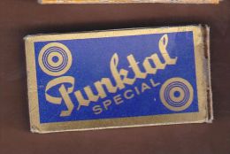 AC - PUNKTAL SPECIAL # 2 BLADES SHAVING RAZOR BLADES 10 BLADES IN UNOPENED BOX - Hojas De Afeitar