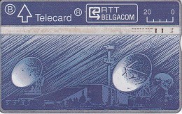 TARJETA DE BELGICA CON UNA ANTENA PARABOLICA PARA SATELITES (SATELLITE-SATELITE) - Astronomy