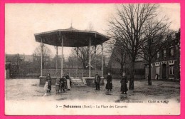 Solesmes - La Place Des Concerts - Kiosque - Animée - Édit. PRUDHOMMEAUX - Cliché B.F. - CATALA FRÈRES - Solesmes