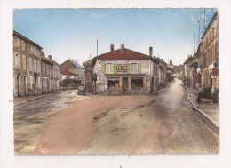 ( 52 ) DOULEVANT LE CHATEAU Carrefour De La Route D'ARNANCOURT Et De TROYES Epicerie Station Essence - Doulevant-le-Château