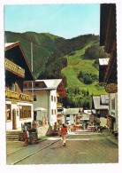 Ö-2895    SAALBACH : Dorfstrasse Mit Schattberg - Saalbach