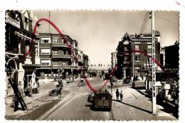 Cpsm 595517 Bray Dunes L'avenue De La Mer , 2cv Fourgonnette , Belle Animation - Bray-Dunes