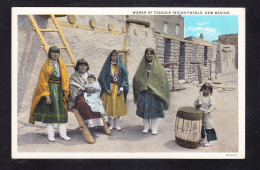 ET1- 41 WOMEN OF TESUQUE INDIAN PUEBLO NEW MEXICO - América