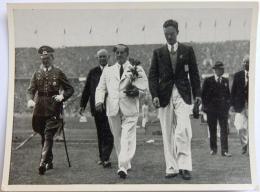 VIGNETTE JEUX OLYMPIQUES J.O BERLIN OLYMPIA 1936 PET CREMER DUSSELDORF BILD 58 TIR OFFICIER ALLEMAND - Trading-Karten