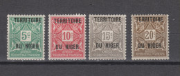 Yvert Taxe 1 / 4 * Neuf Charnière - Unused Stamps