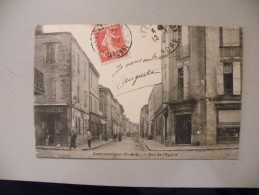 A382. CPA. 82. CASTELSARRASIN. Rue De L'Egalité.  .beau Plan Animé. écrite & Voyagée - Castelsarrasin