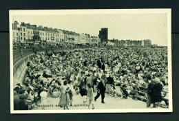 ENGLAND  -  Margate  Sands In Summer  Unused Vintage Postcard - Margate