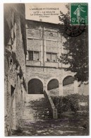 LA VOULTE SUR RHONE (07) - LE CHATEAU - GRAND ESCALIER D'HONNEUR - La Voulte-sur-Rhône