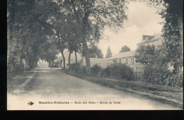 87 -- Bussiere - Poitevine -- Ecole Des Filles -- Route Du Dorat - Bussiere Poitevine