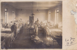 TRES BELLE CARTE PHOTO DE SALLE D HOPITAL / Dans Un Lot De Marseille / AU DOS / Je Me Trouve Bien A St Marcel ! - Saint Marcel, La Barasse, St Menet